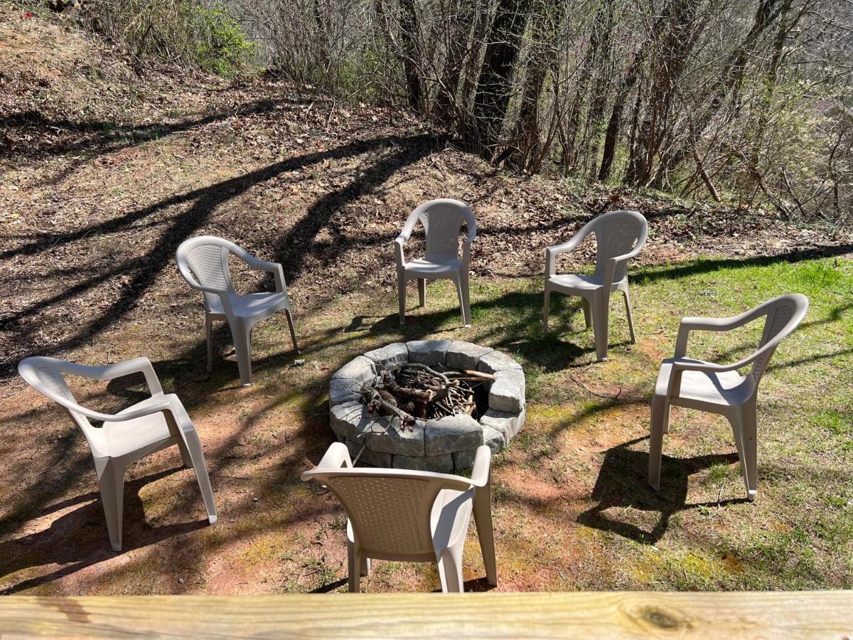 Serenity Views Comfort - Close To City & Parkway! Weaverville Exterior photo